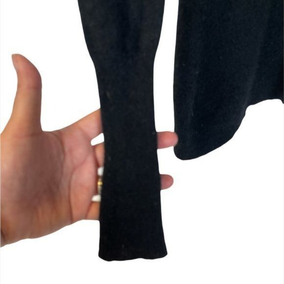 Saks Fifth Avenue Cashmere Black Sweater Womens Size XS - Picture 3 of 7